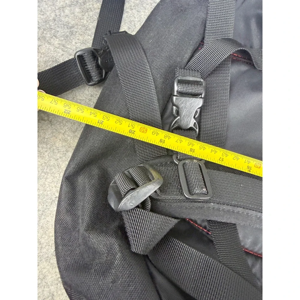 Dakine backpack features